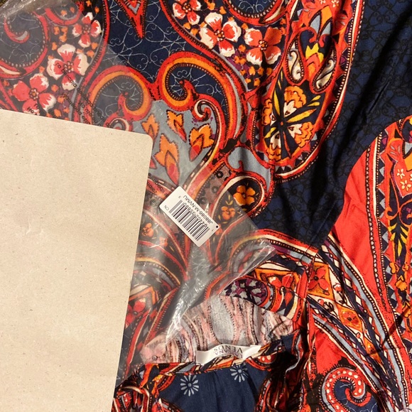 Venus - Women’s Paisley Printed Mini Dress (NWT) - Picture 11 of 11